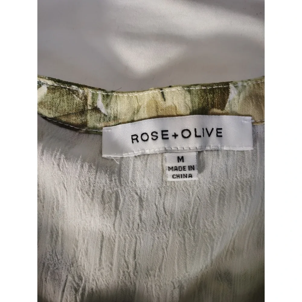 Rose + Olive Green Floral Crinkle Blouse Womens Medium Long Sleeve Pleated Back